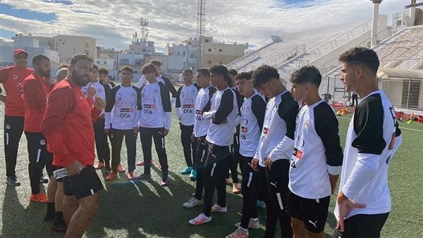 منتخب مصر للشباب يخوض أول تدريباته بتونس.. ويواجه ليبيا بالزي التقليدي