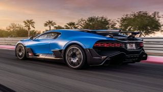 سيارة بوجاتي ديفو 2024 .. مواصفات وأسعار وتاريخ طرحها