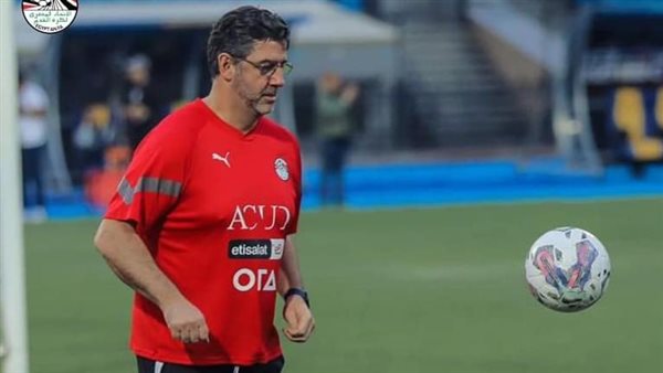 فيتوريا يعلن تشكيل منتخب مصر لمباراة جيبوتي في تصفيات كأس العالم